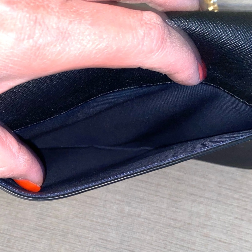 Tory Burch Navy Crossbody Leather Wallet Purse with Chain - Like New - Picture 4 of 8